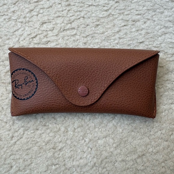 Ray-Ban Accessories - Ray Ban NWOT leather sunglasses snap-button case (case only)
